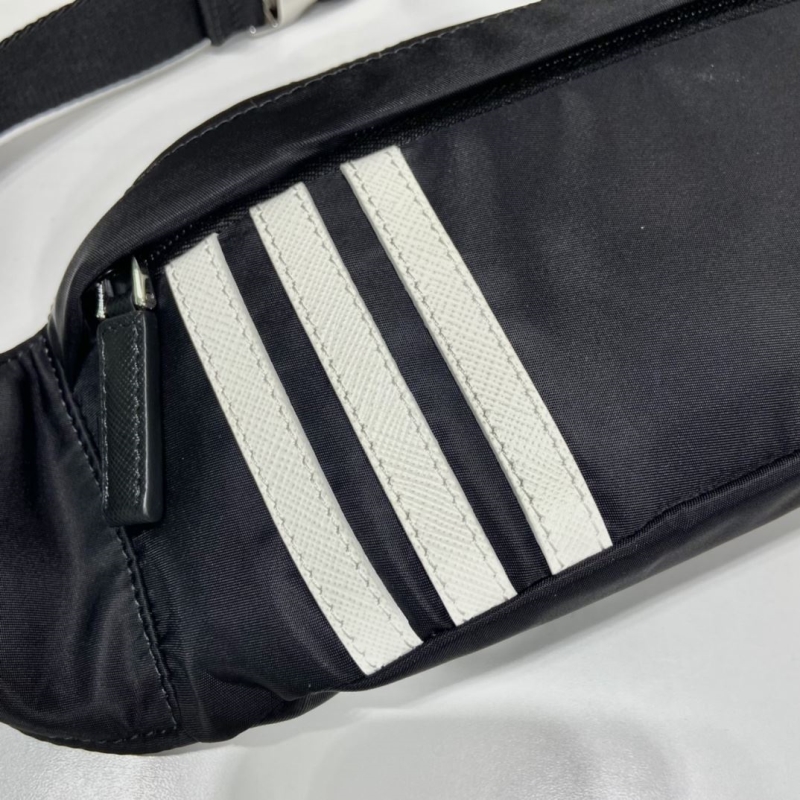 Pra*a waist chest packs